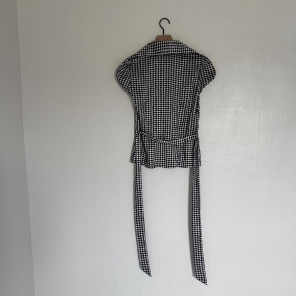 BCBGMAXAZRIA Black & White Houndstooth Cap Sleeve Belted Silhouette Blouse XS - Picture 8 of 11